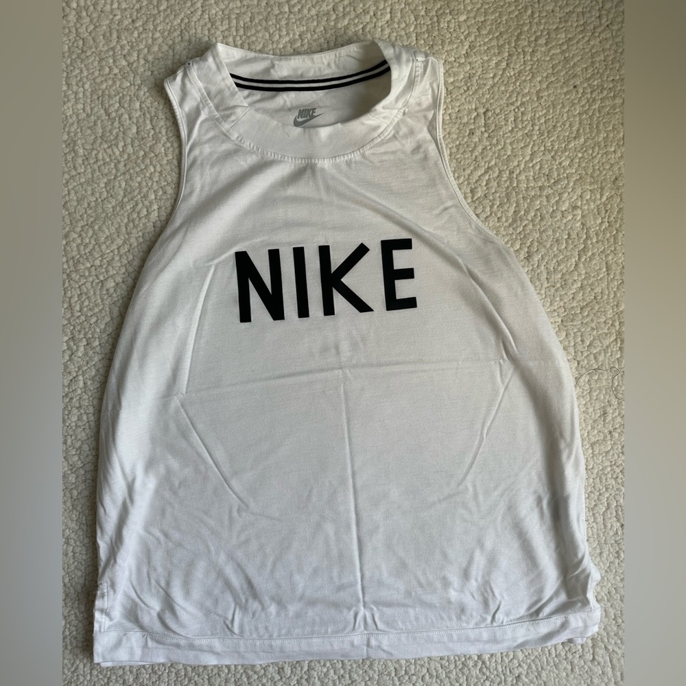 Nike workout tank